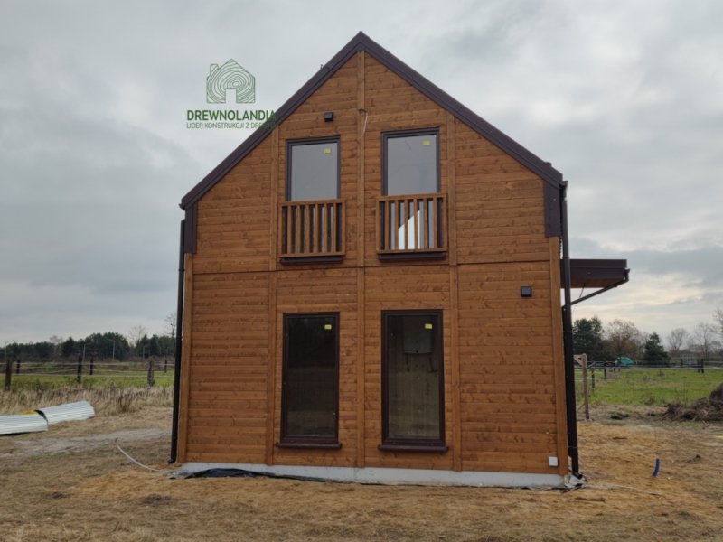Richard – drewniany dom 47m² w stylu nowoczesnej stodoły, idealny na działkę
