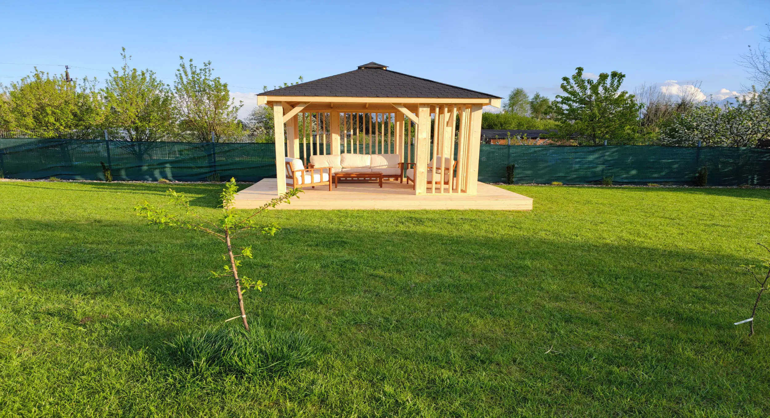 Designerska altana ogrodowa Nela – nowoczesny design