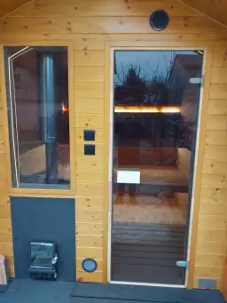Sauna Fińska z piecem opalanym drewnem - zdjęcie 4