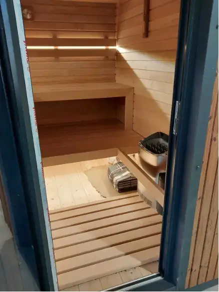 Sauna Fińska kompaktowa 2,5x2,5m