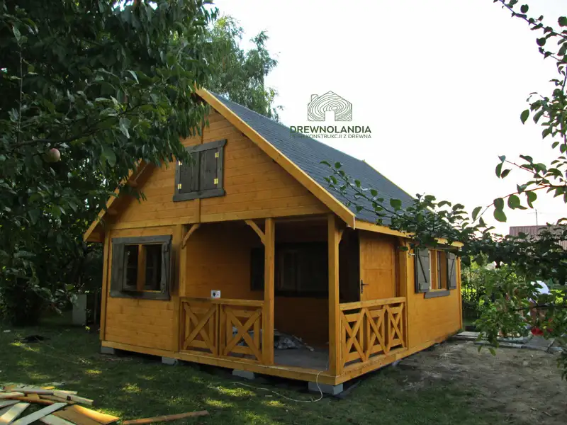 Domek drewniany Wiktor III - CRA PLUS - 5x6m 