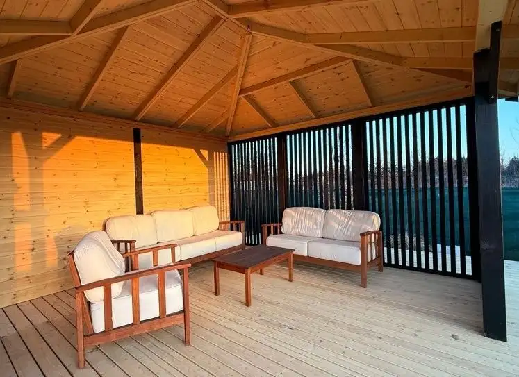 Altana Pola - 4,5m x 3,5m