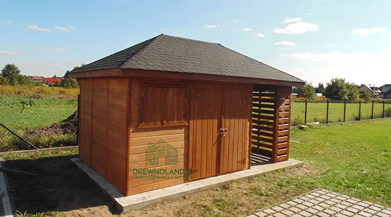 Domek narzędziowy z drewna Kacper - 4,5x3m z drewutnią 