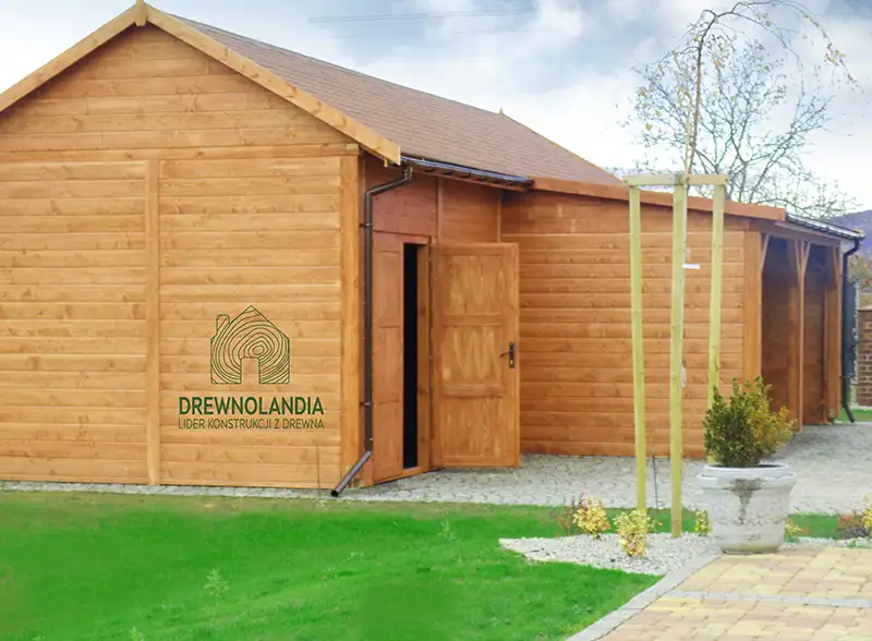 Drewniana wiata samochodowa z sosny