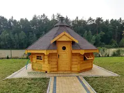 Drewnolandia drewniany domek grillowy