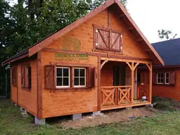 Dom letniskowy z tarasem