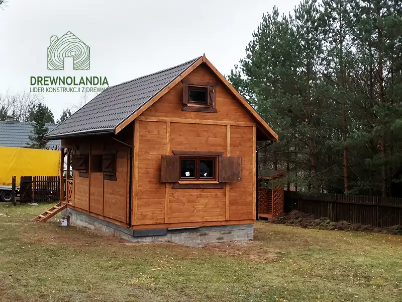 Domek ogrodowy z drewna Wiktor - 8x4m 