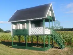 Drewniane domki zabaw dla dzieci