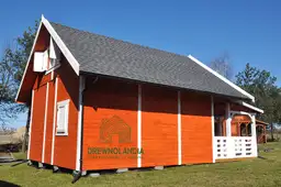 Drewniany domek caloroczy drewnolandia