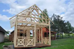 Domek do wlasnego wykonczenia drewno