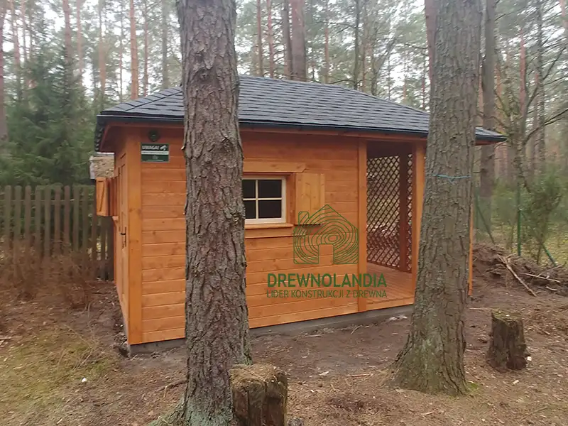 Domek narzędziowy z drewna Kacper - 4,5x3m z drewutnią 