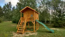 Domek ogrodowy do zabawy
