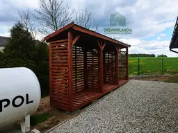 Duza drewutnia na opal na zime