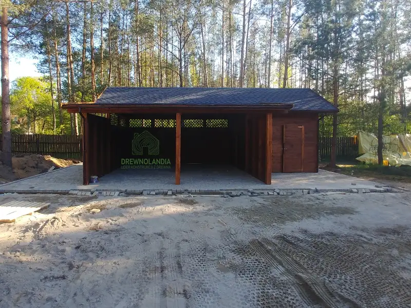 Wiata samochodowa Oliwia Bis - 9x3,5m + zadaszenie przednie - 6x1,5m – Wielofunkcyjna przestrzeń dla dwóch aut 