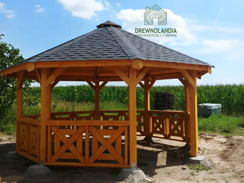 Certyfikowana altana z drewna C24