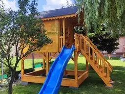 Wlasny plac zabaw w ogrodzie