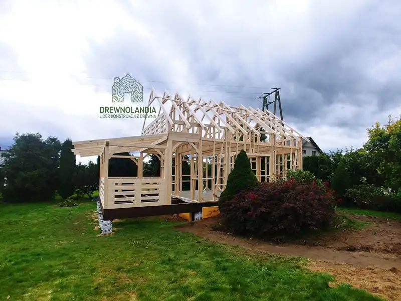 Producent domkow z balkonem