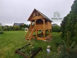 Maly prywatny plac zabaw