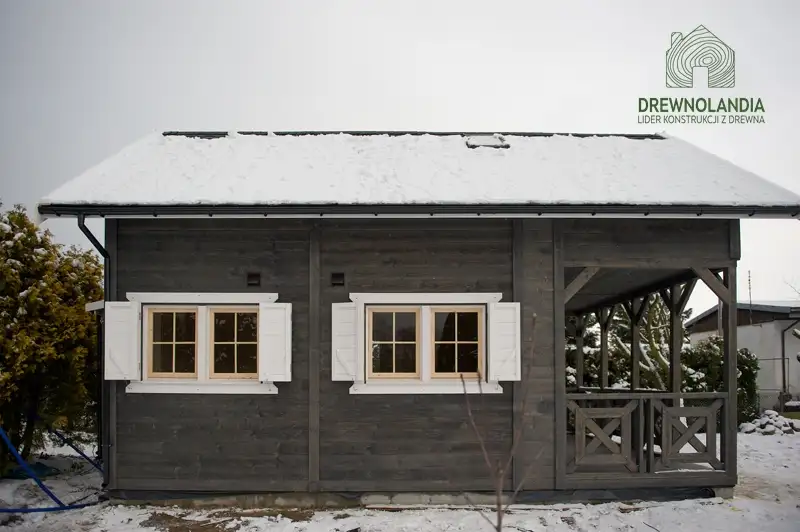 amadeusz-iv-domek-z-drewna-z-tarasem