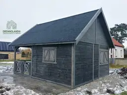 Drewniany dom z tarasem - Wiktor III