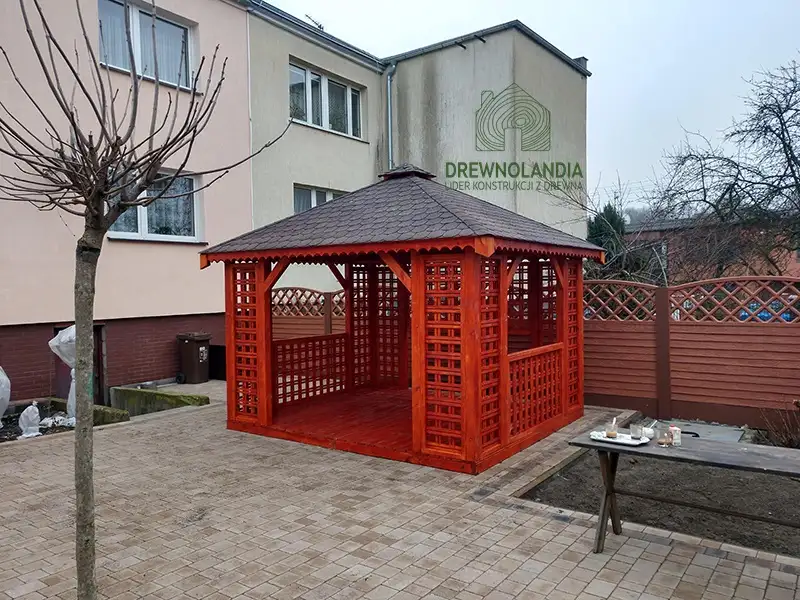 Altana kwadratowa ogrodowa