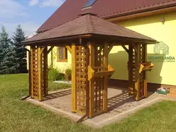 Altanka drewniana kwadratowa