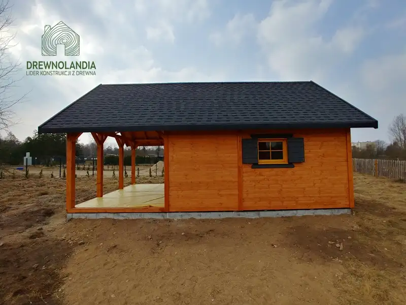 Drewniany domek Ogrodowy Olek 7,7x4,5m 