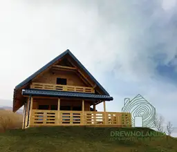 duzy domek letniskowy z poddaszem i balkonem