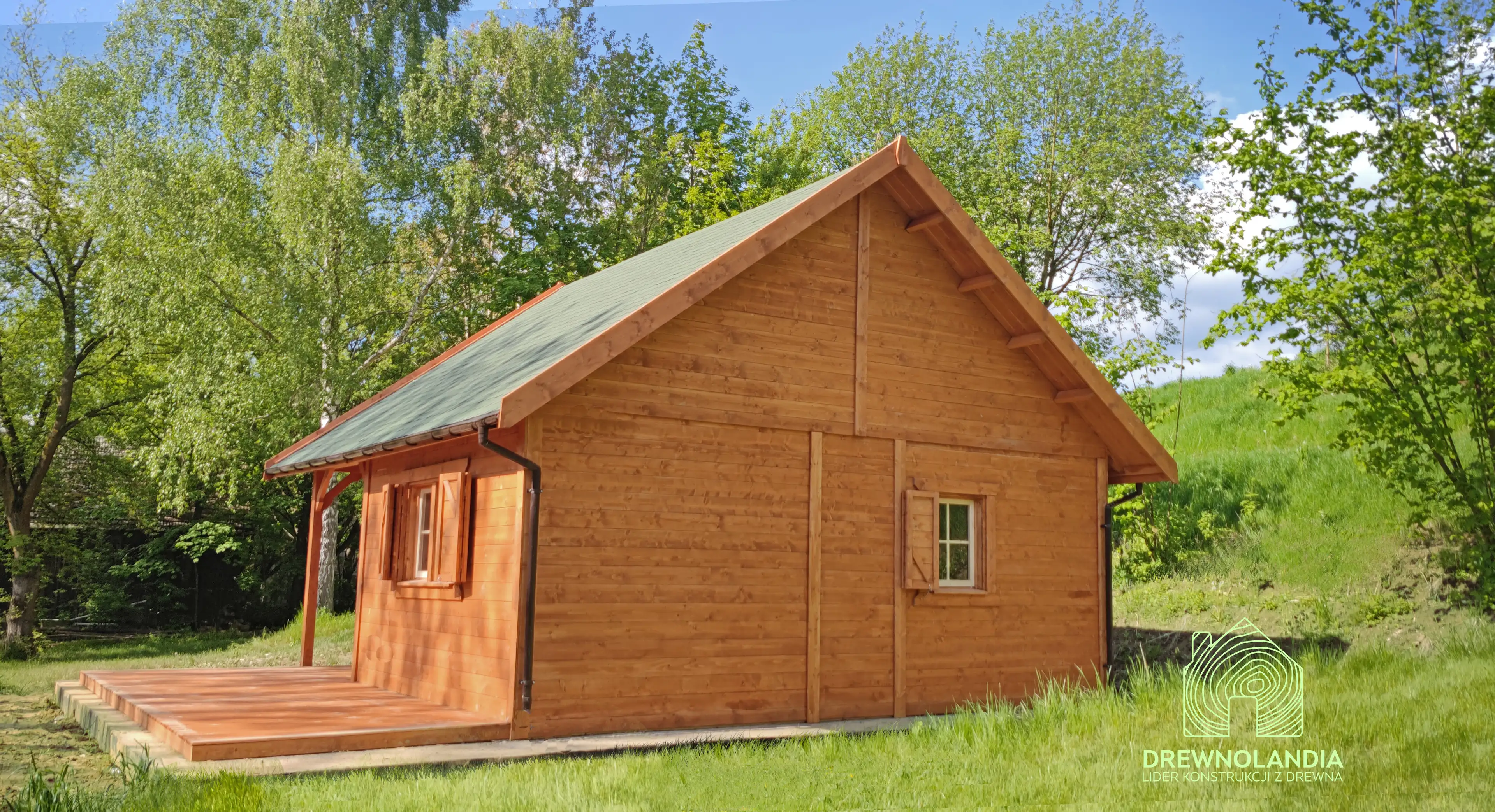 Wiktor IV - duży domek letniskowy z drewna