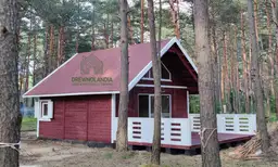 Adam IV – duży nowoczesny domek drewniany z tarasem i antresolą – 35m2