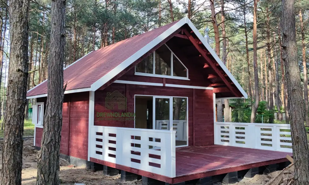Duży domek letniskowy Adam IV – 35m² – idealny na działkę, z antresolą i tarasem