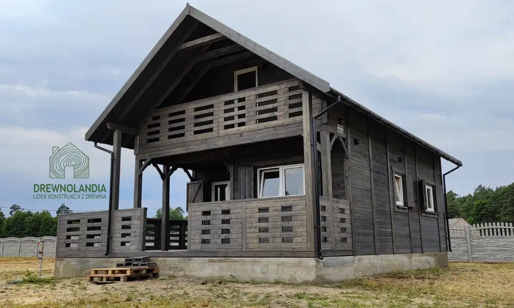 Letniskowy domek drewniany Dawid 33m² z tarasem
