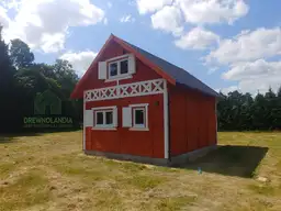 Domek drewniany CRP2 z poddaszem – idealny na każdą porę roku