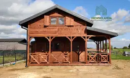 Całoroczny, ocieplony dom drewniany z instalacjami CRP6