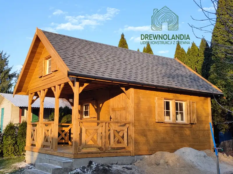 Letniskowy domek drewniany Amadeusz II, przestronny, powierzchnia 24m²