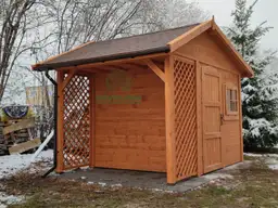 Drewniany domek narzędziowy Bonifacy, przestronny i praktyczny