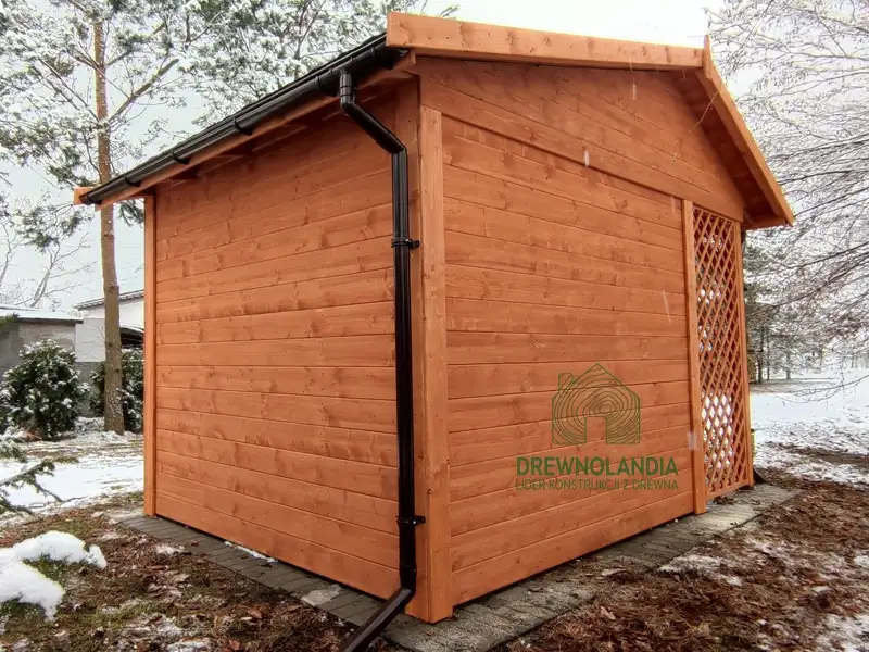 Domek gospodarczy z drewna Bonifacy - 3x2,5m 