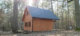 CRA13 - Drewniany domek całoroczny z przestrzenią użytkową, 35 m²