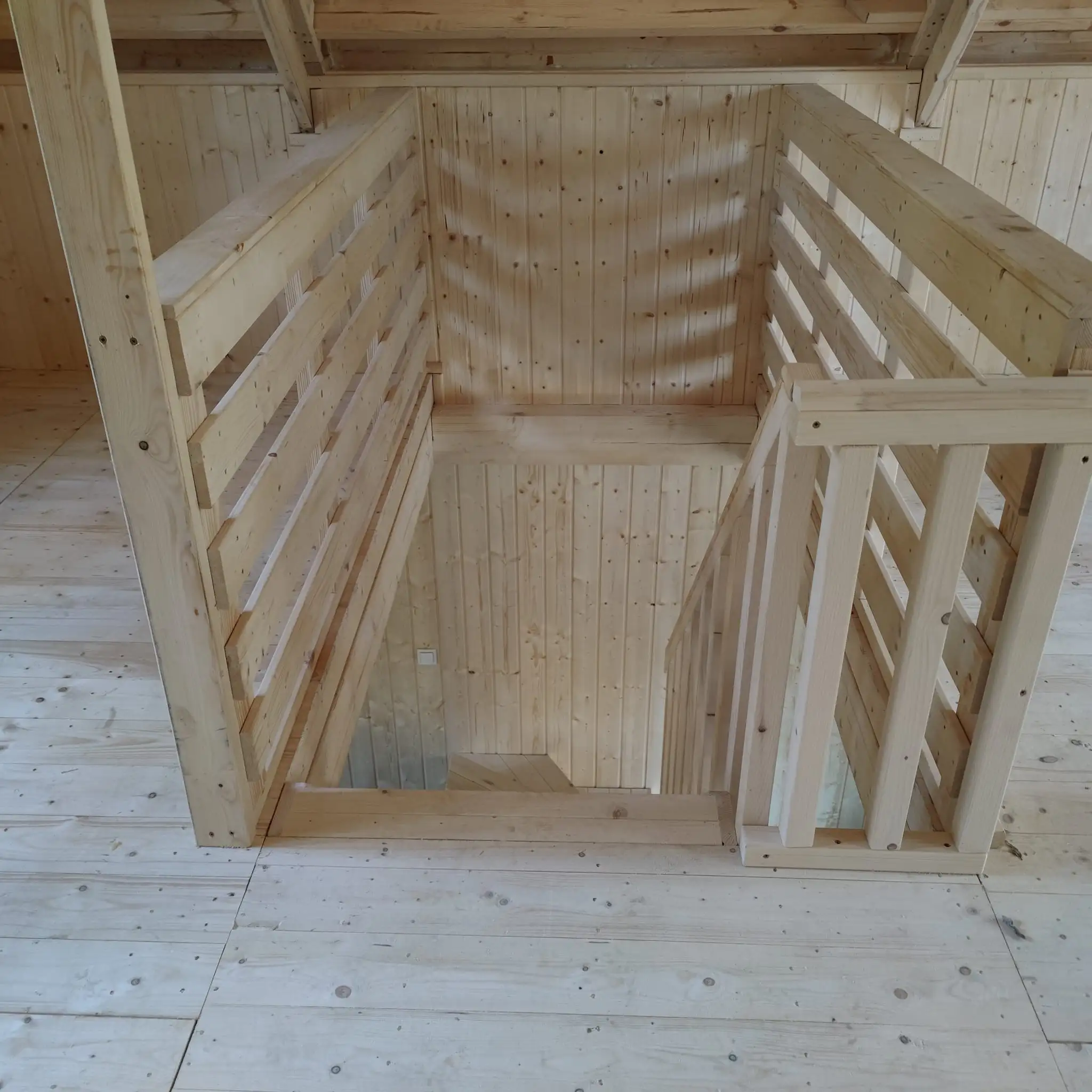 CRA13 - Nowoczesny domek z przestrzenią użytkową na każdą porę roku, 35 m²