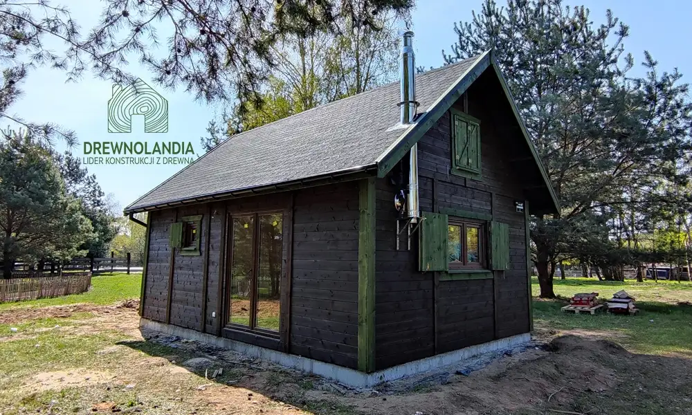 Drewniany domek rekreacyjny całoroczny CRA8 - 35 m²