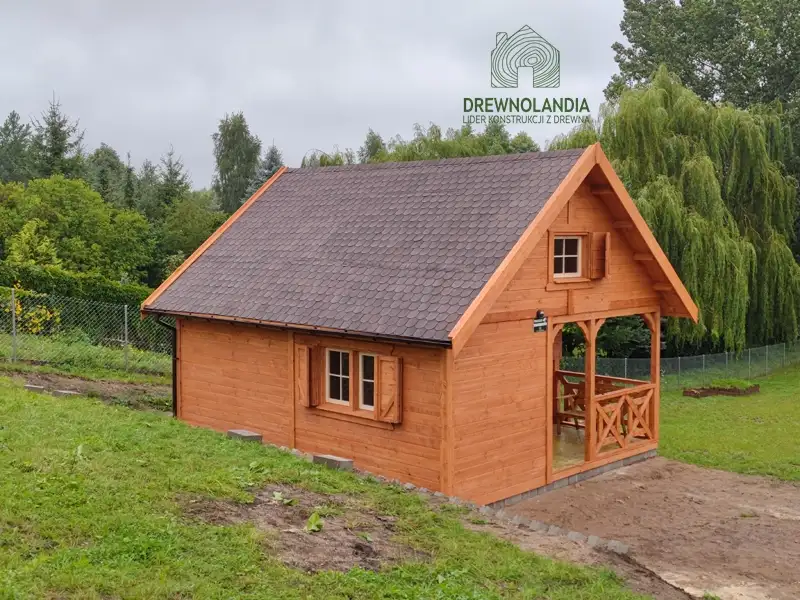 Drewniany domek całoroczny z antresolą – CRA1