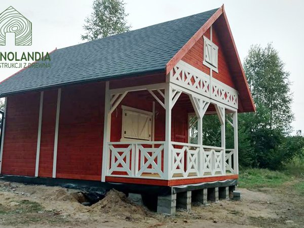 Domek z drewna impregnat malowanie