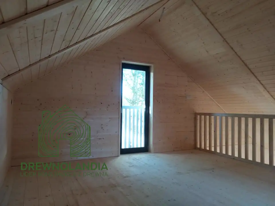 Drewniany całoroczny domek CRP9 PLUS o powierzchni 45 m²