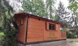 Aleksander - domek letniskowy 24 m² z drewna, z tarasem