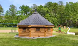 Domek grillowy Jan 4,8m, model "Jan4zz", Drewnolandia