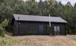 Dom CRK1 PLUS – przestronny projekt domu drewnianego na działkę rekreacyjną