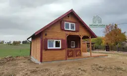 CRA1 – domek drewniany z poddaszem i tarasem – 25 m²