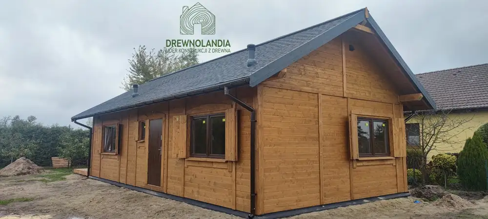 Drewniany domek parterowy CRK1 – 70m², przestronny i funkcjonalny