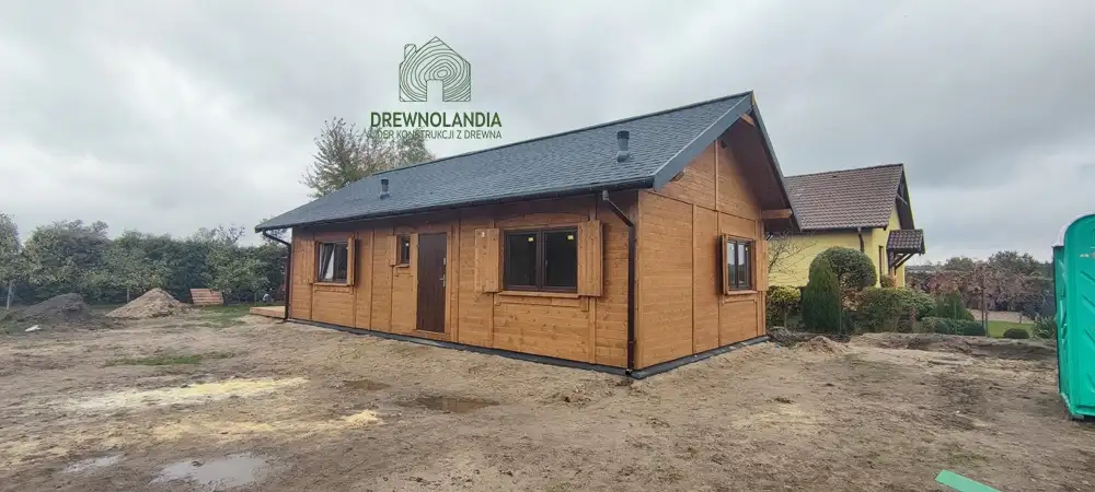 Drewniany domek rekreacyjny całoroczny CRK1 - 70 m²