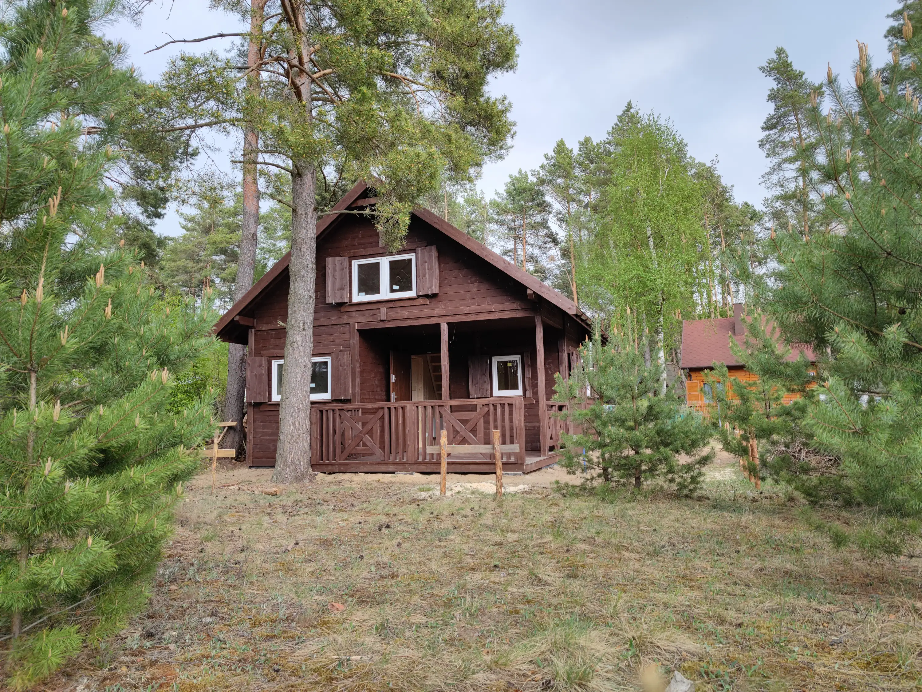 Fabian IV – widok na elewację boczną domku letniskowego z antresolą